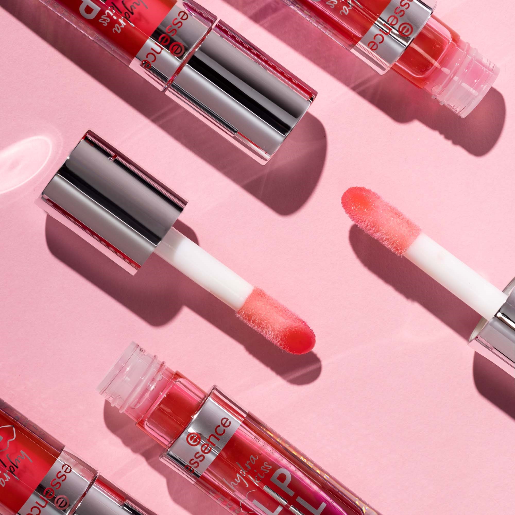 essence Hydra Kiss Lip Oil 03 Pink Champagne (obrázok 7)
