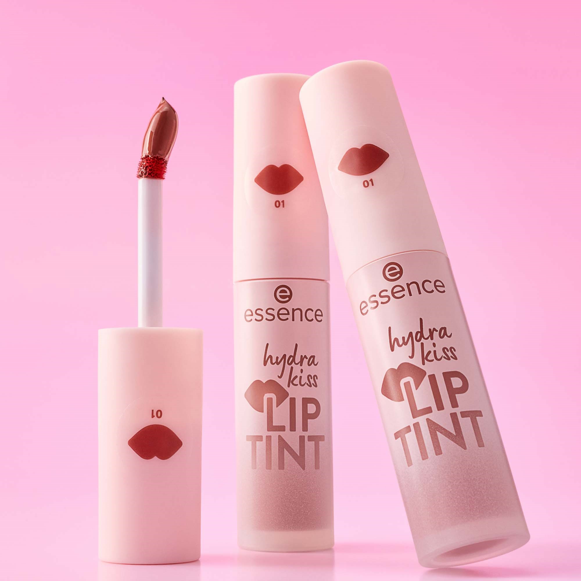 essence Hydra Kiss Lip Tint 01 Blushing Nude (obrázok 6)