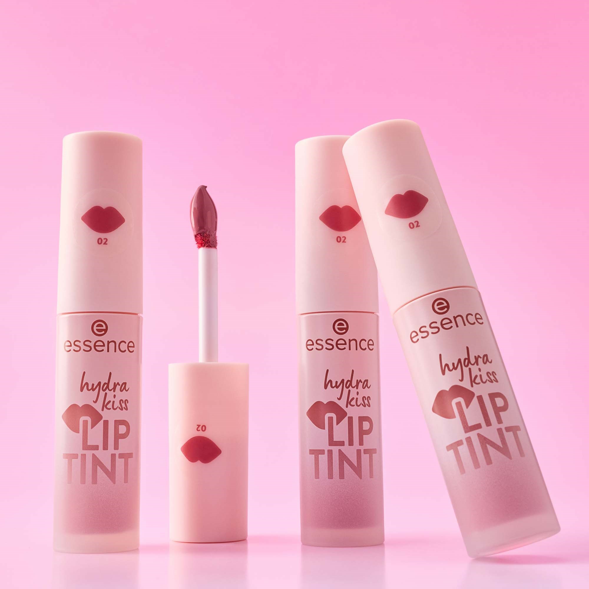 essence Hydra Kiss Lip Tint 02 Vintage Rose (obrázok 7)
