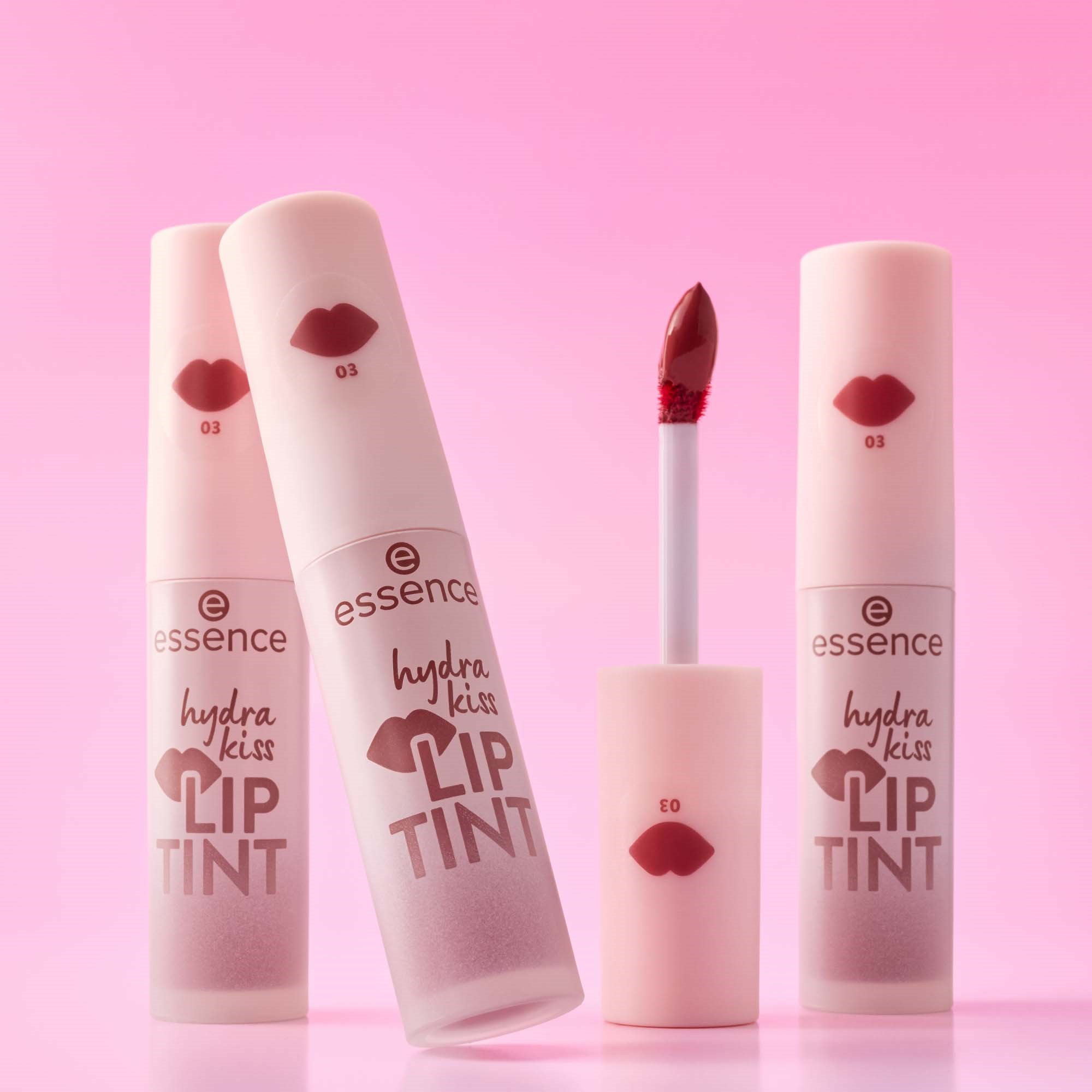 essence Hydra Kiss Lip Tint 03 Rosy Blossom (obrázok 6)