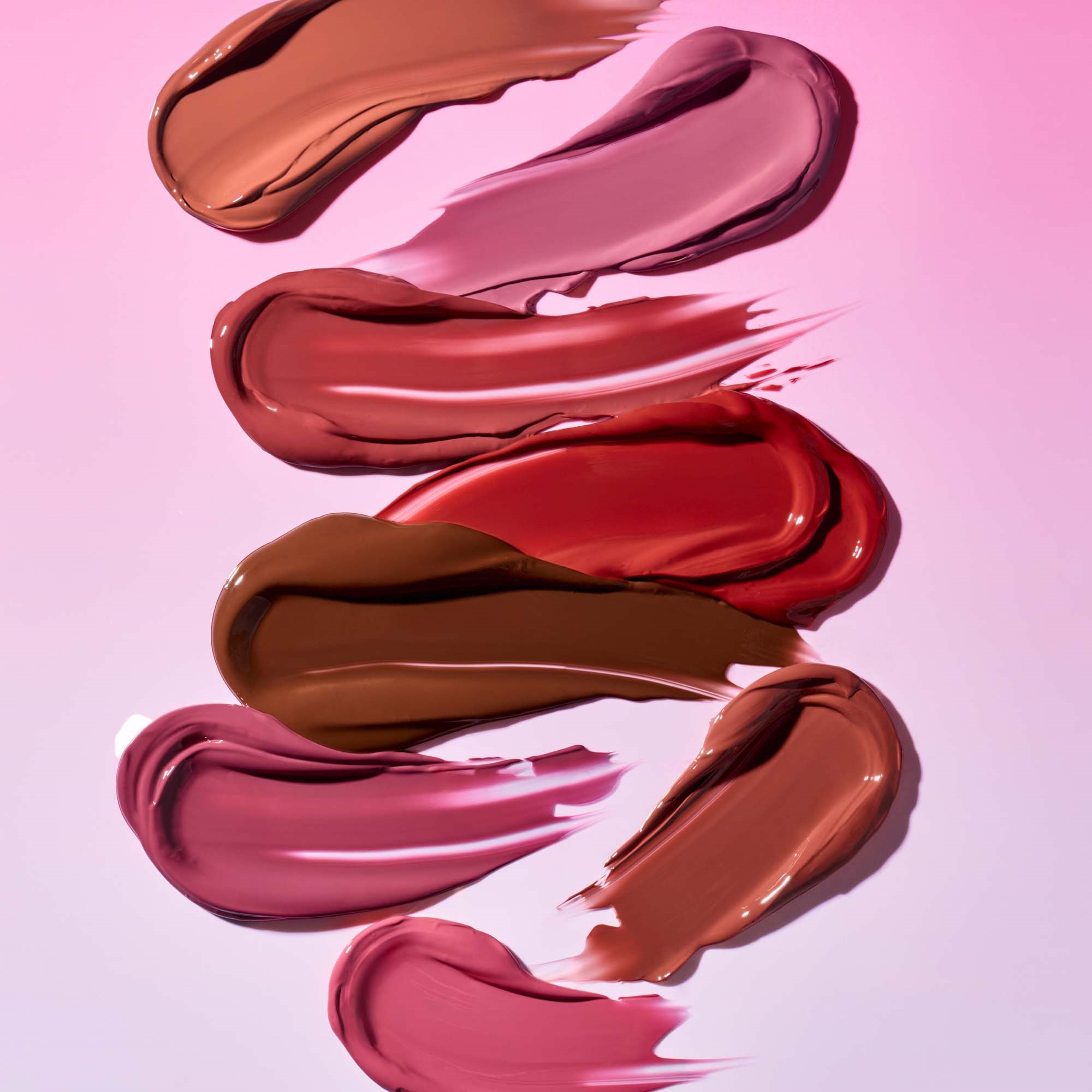 essence Hydra Kiss Lip Tint 05 Berry Crush (obrázok 5)