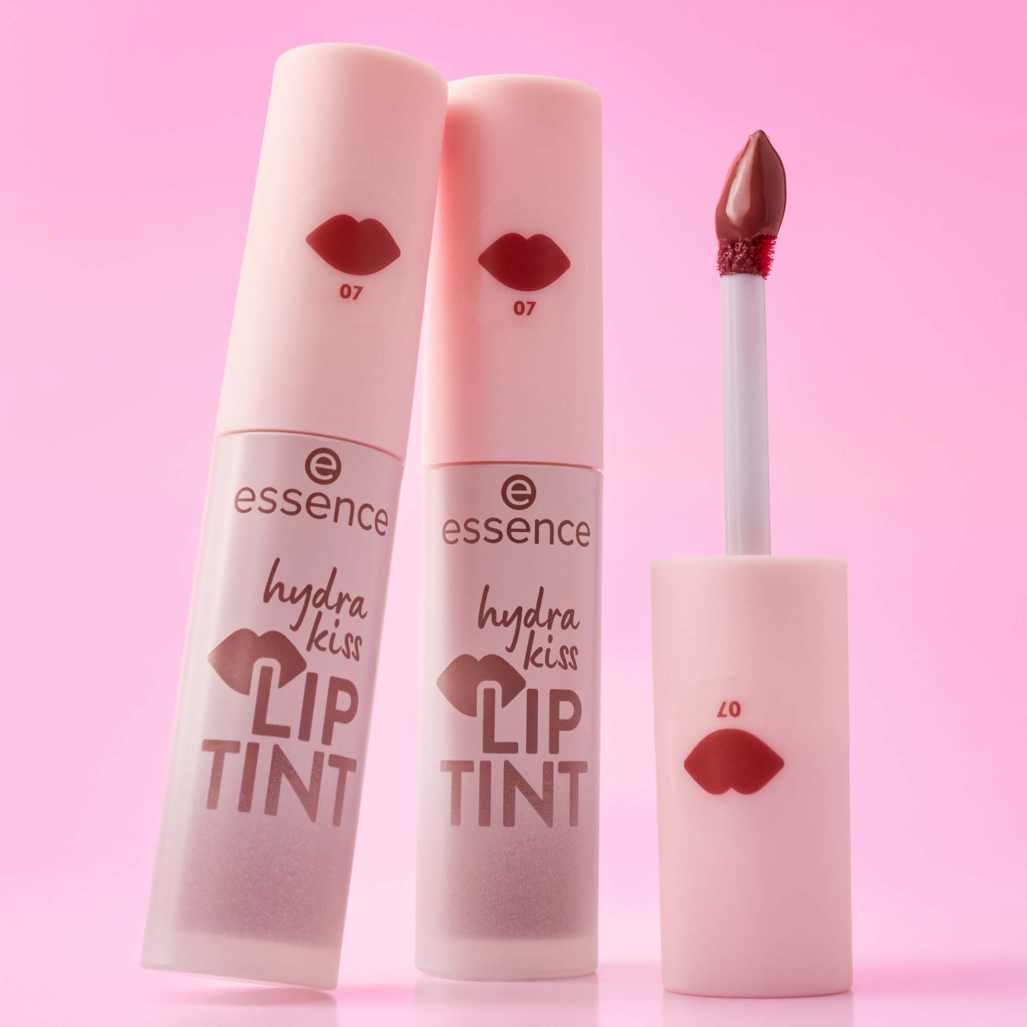 essence Hydra Kiss Lip Tint 06 Hazelnut Haze (obrázok 6)