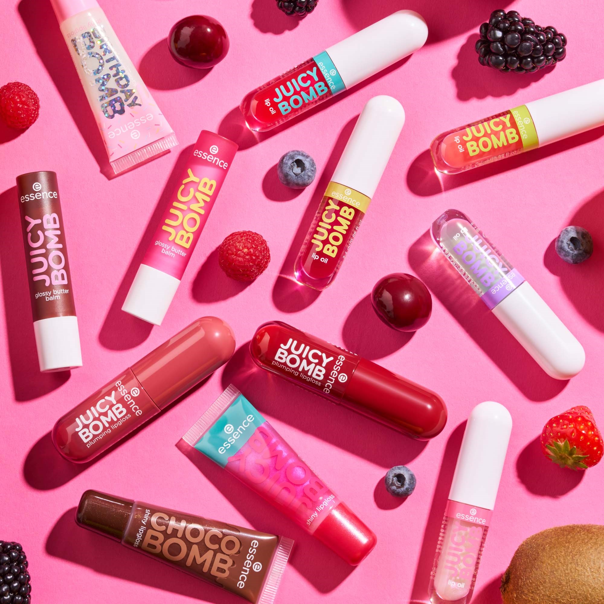essence Juicy Bomb Glossy Butter Balm 08 Cherrything I Want (obrázok 4)
