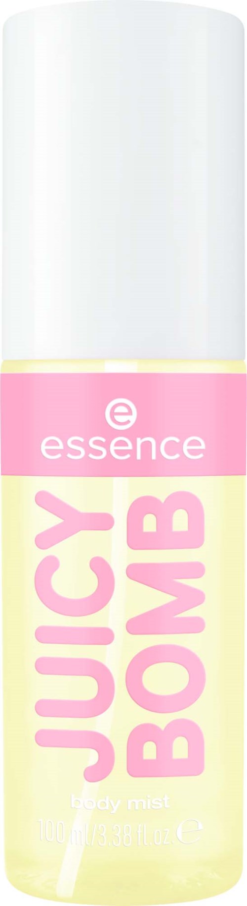 Een sprayfles met een roze en gele label waarop staat Essence Juicy Bomb, een fruitige geurspray.