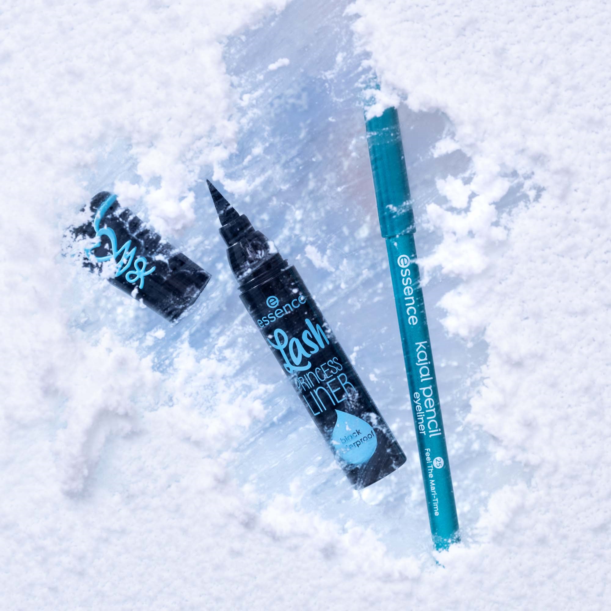 essence Kajal Pencil 25 Feel The Mari-Time (obrázok 5)