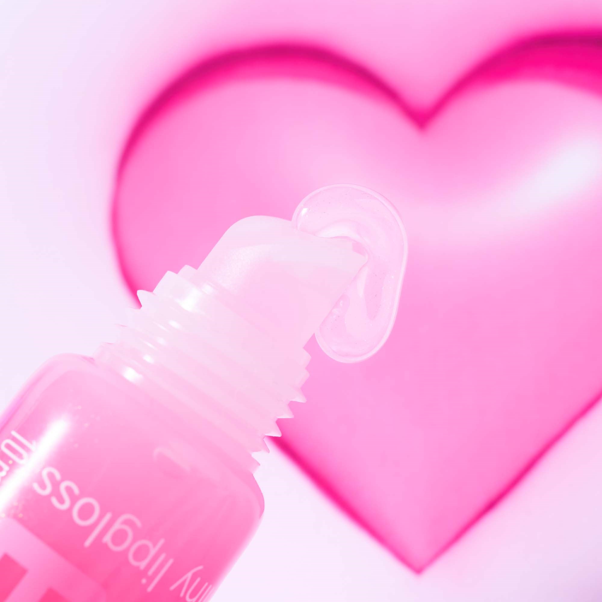 essence Kiss Bomb Shiny Lipgloss & Lip Balm Strawberry Sweetie (obrázok 4)