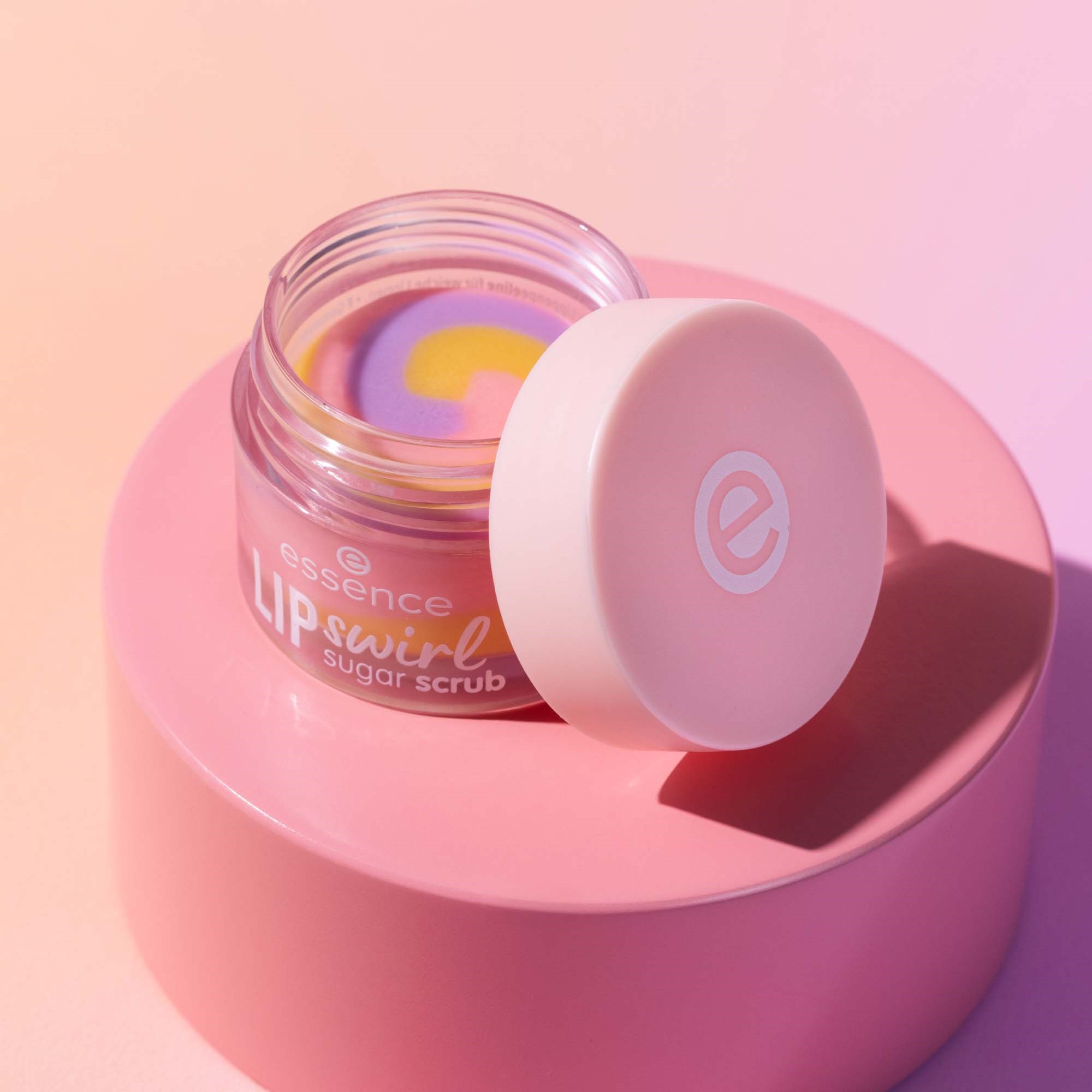 essence Lip Swirl Sugar Scrub 01 (obrázok 5)