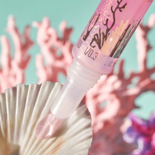 essence-live-life-in-coral-