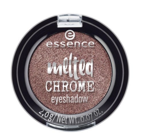En liten rund ögonskuggaförpackning med märket 'essence' och 'melted CHROME' i rosa skimmer.