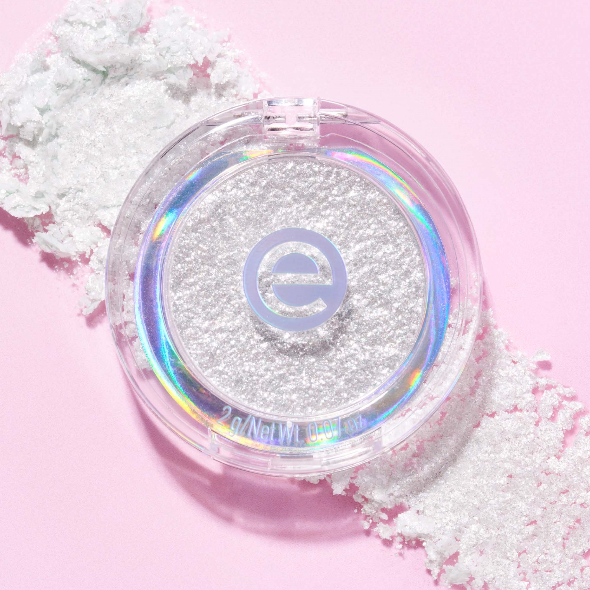 essence Mono Eyeshadow Glitter 01 Frosted Shine (obrázok 4)