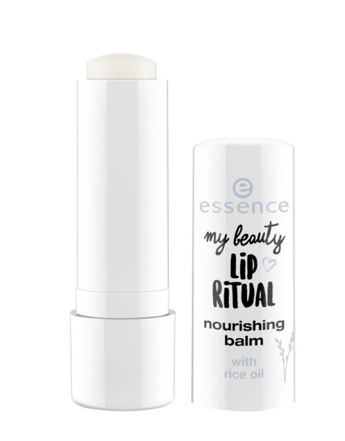 En vit läppbalsamrör med lock, märkt "My Beauty Lip Ritual" och "Nourishing Balm."