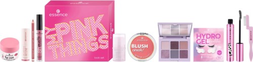 Verzameling roze make-up en huidverzorgingsproducten inclusief crèmes, oogschaduw, blush, lipgloss en een oogschaduwpalet.