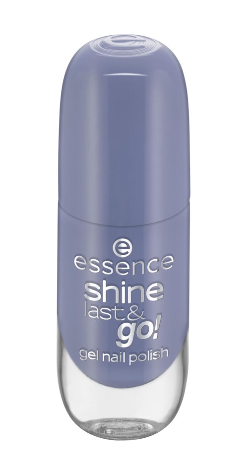 En liten, lila flaska med gelnagellack som heter 'essence shine go!' med en klar botten.
