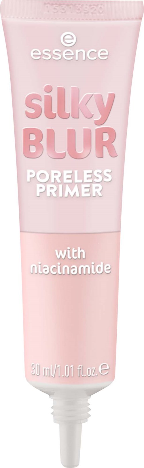 En rosa tub med Essence Silky Blur Poreless Primer med Niacinamide, innehåller 30 ml. Fokuserar på makeupbas.