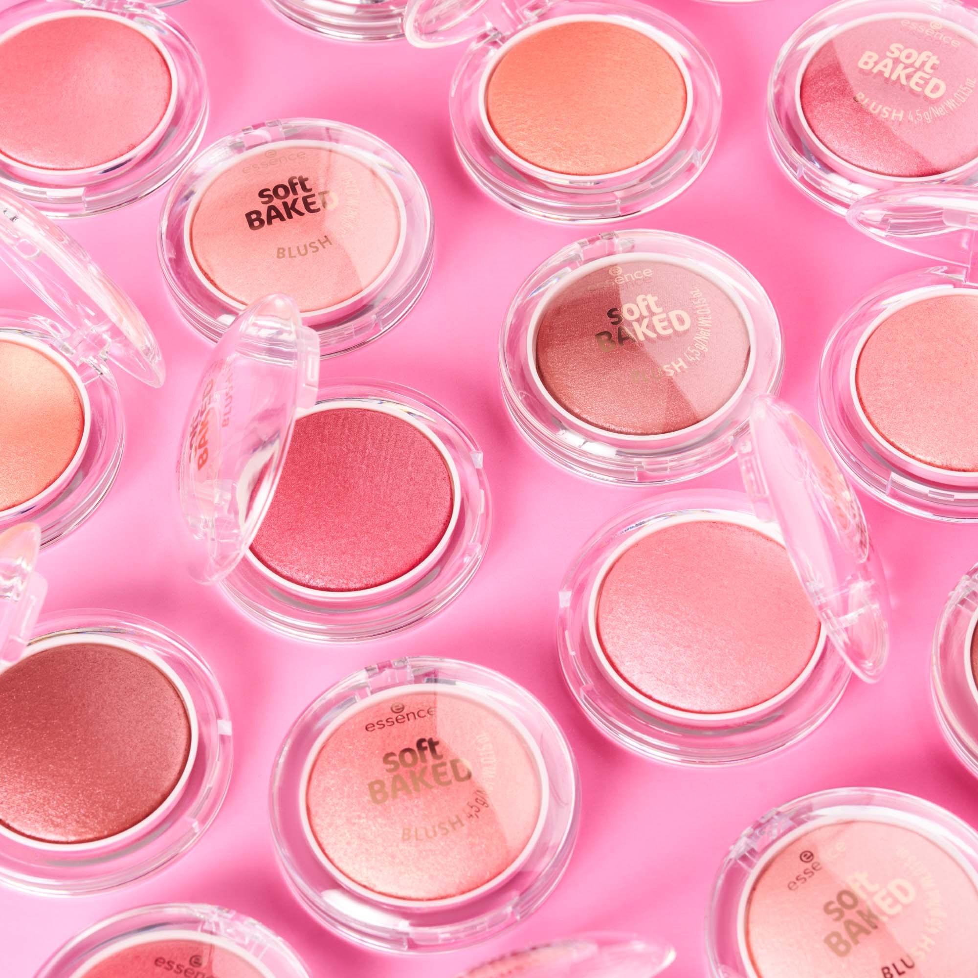 essence Soft Baked Blush 20 Peach Please (obrázok 5)