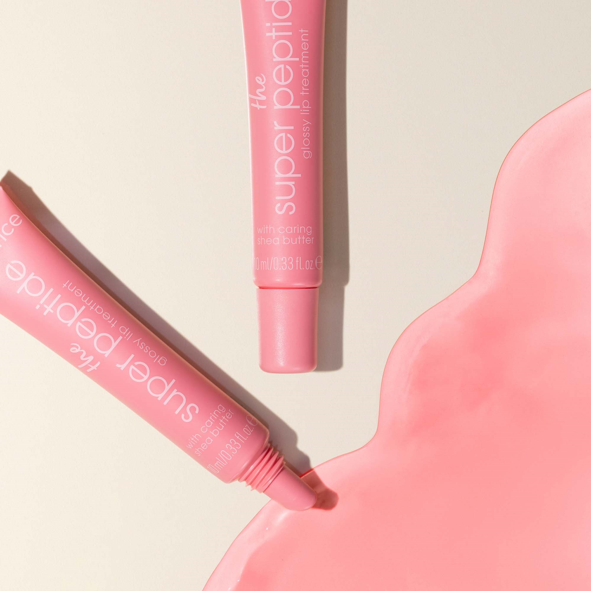 essence The Super Peptide Glossy Lip Treatment 04 Coralized! (obrázok 8)