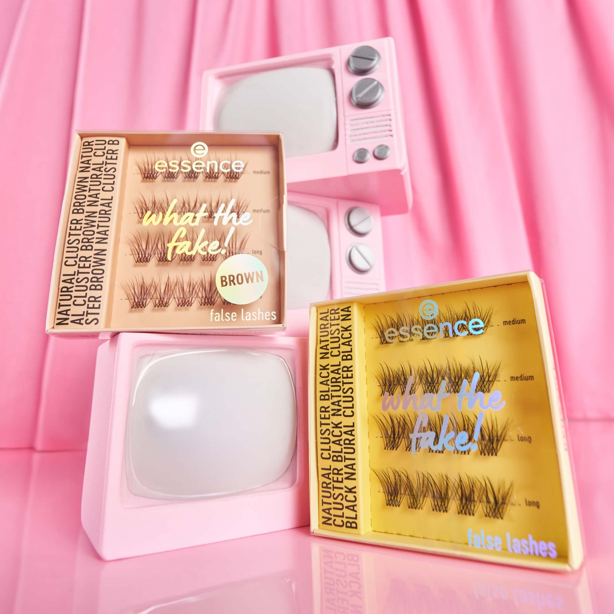 essence What The Fake! False Lashes 01 Dramatic Volume (obrázok 5)