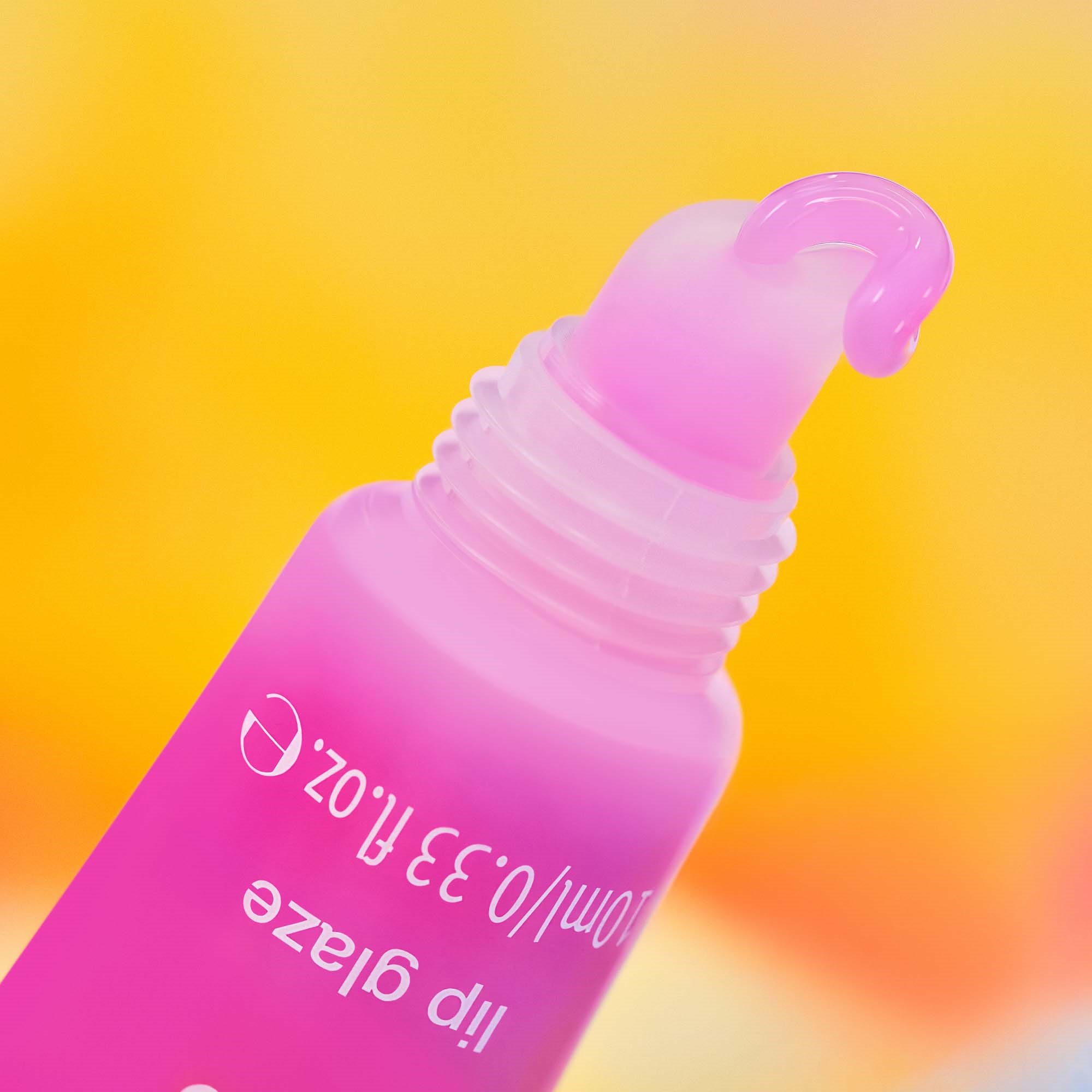 essence What The Fluff?! Lip Glaze 01 Cloudy Kiss (obrázok 3)