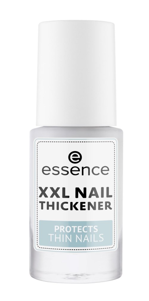 Eine weiße Flasche mit der Aufschrift 'Essence XXL Nail Thickener', die dünne Nägel schützt.