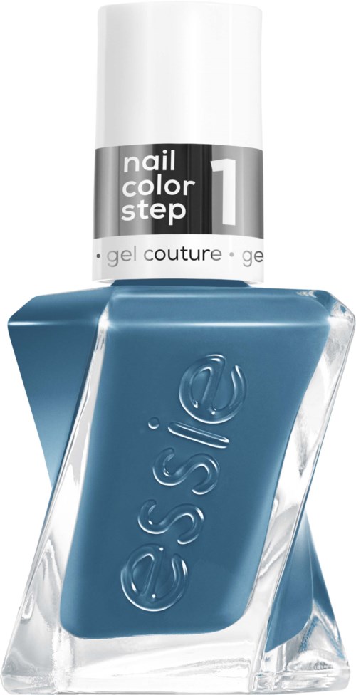 Een blauwe nagellakfles met witte dop, gelabeld 'nail color step 1' en 'gel couture'.