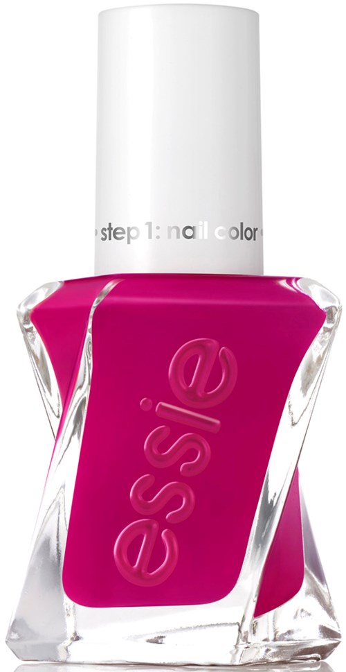 Felroze nagellak in een doorzichtige glazen fles met een witte dop, gemarkeerd 'essie's' en 'step 1: nail color.'