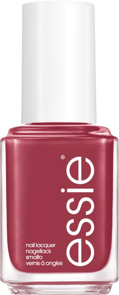 Essie Nail Lacquer valentines collection 825 lips are sealed