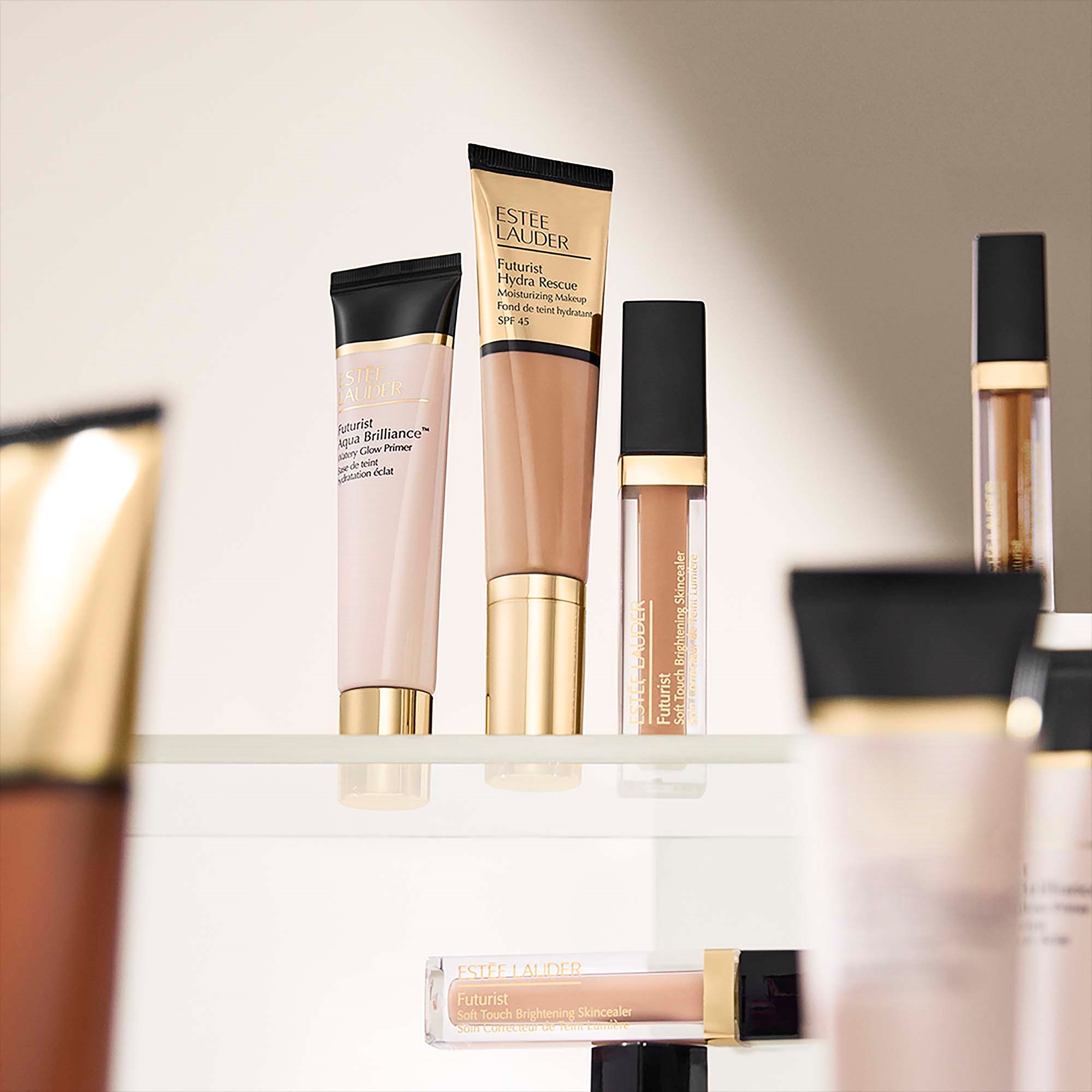 Estée Lauder Futurist Hydra Rescue Moisturizing Makeup SPF45 Fresco 2C (obrázok 5)