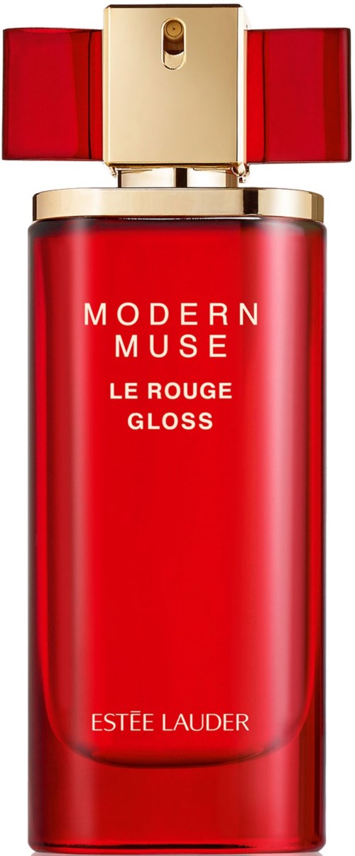 En röd parfyllik med ett guldlock och en röd bandliknande dekoration upptill. Den har vit text som markerar 'Modern Muse Le Rouge Gloss.'