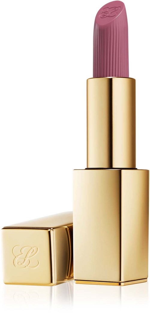 Ein pinker Lippenstift mit goldener Hülle steht aufrecht, mit Deckel daneben.