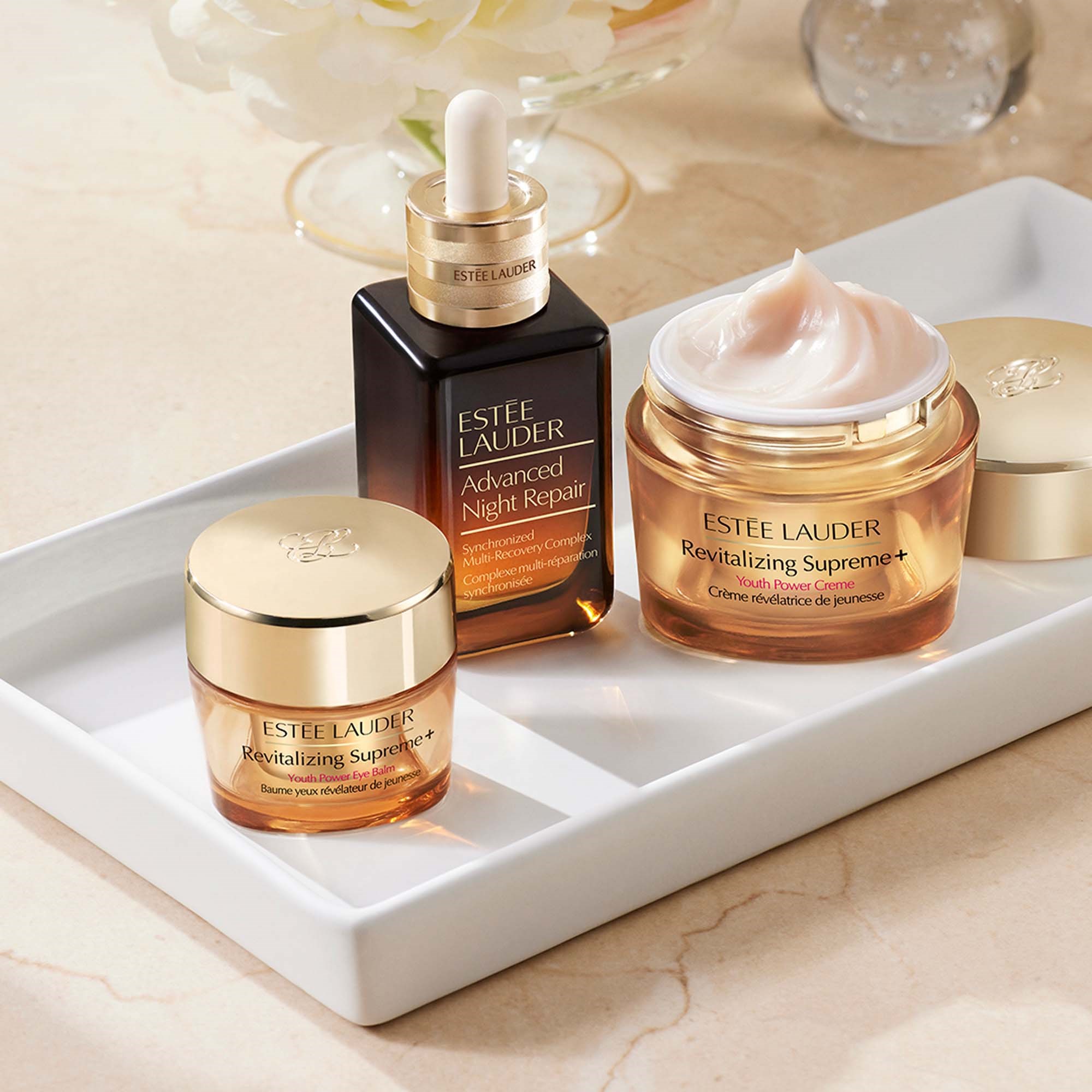 Estée Lauder Revitalizing Supreme+ Youth Power Cream 50 ml (obrázok 9)