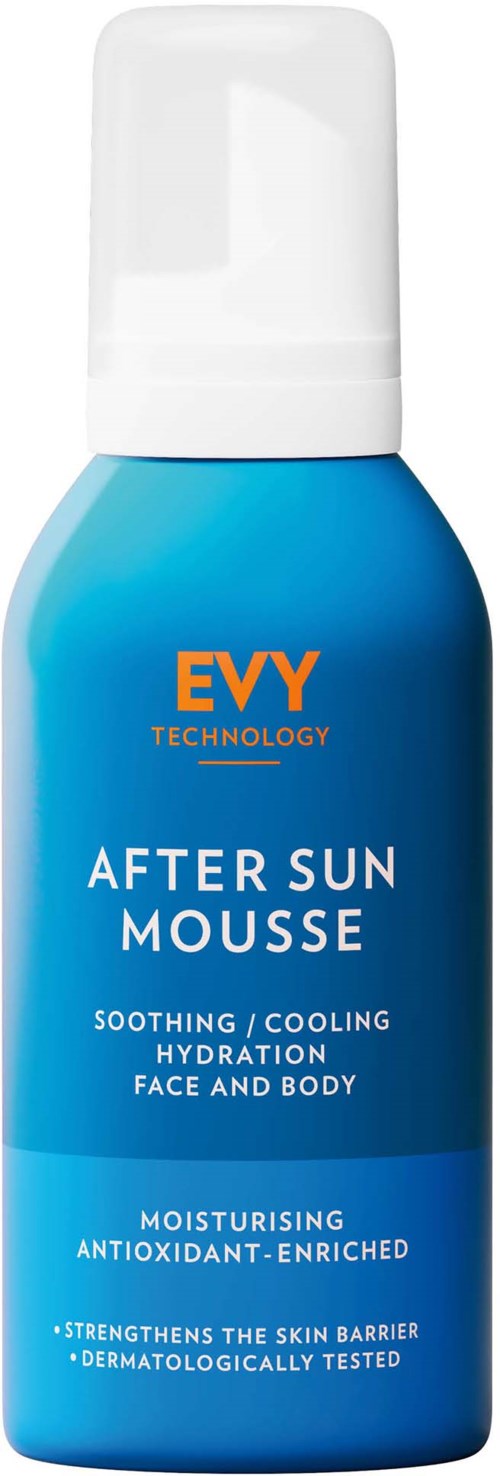 Blå flaska märkt 'Evy Technology After Sun Mousse' för lugnande, kylande och återfuktande hudvård för ansikte och kropp.