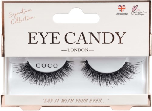 Falsche Wimpern in einer Schachtel mit Aufschrift 'Eye Candy London' und 'Coco'. Die Schachtel sagt 'Signature Collection' und 'Say it with your eyes'.