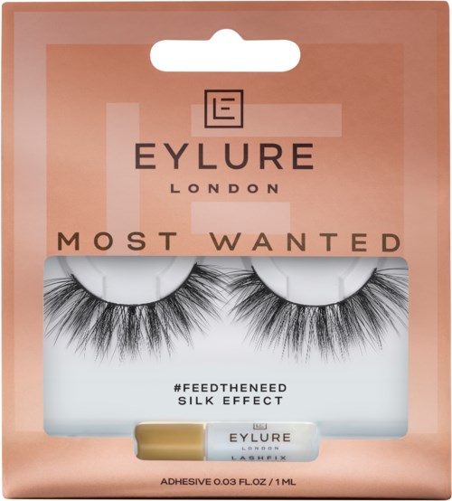 Falska ögonfransar med silkeffekt i rosa förpackning märkt "Most Wanted" av Eylure London.