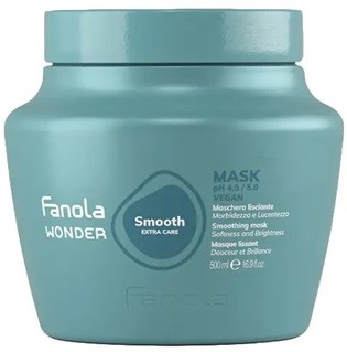 En blå boks med Fanola Wonder Smooth maske for hår, med produktinformasjon på etiketten.