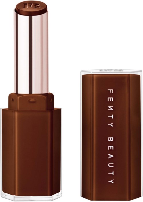 En läppstift med brunt hölje och silverlock, märkt 'Fenty Beauty'.