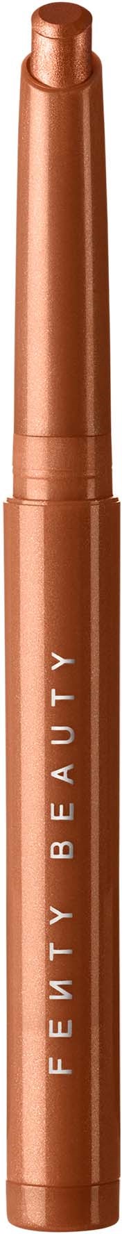 En roséguldig läppstift med en glansig kork och orden 'FELTY BEAUTY' skrivet på kroppen.