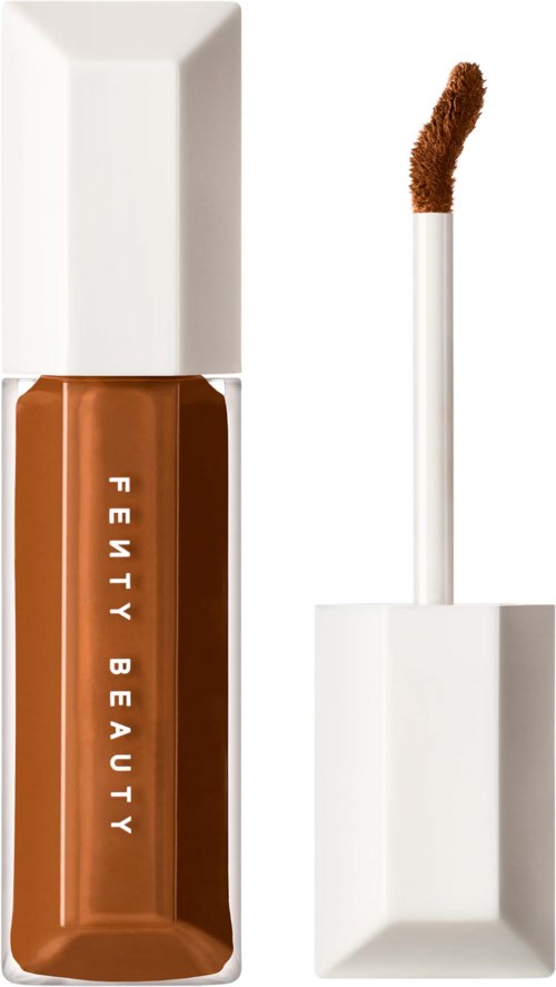 En brun flytande läppstift med vit kork och applikator med brunt läppstift. Orden "Fenty Beauty" står på flaskan.