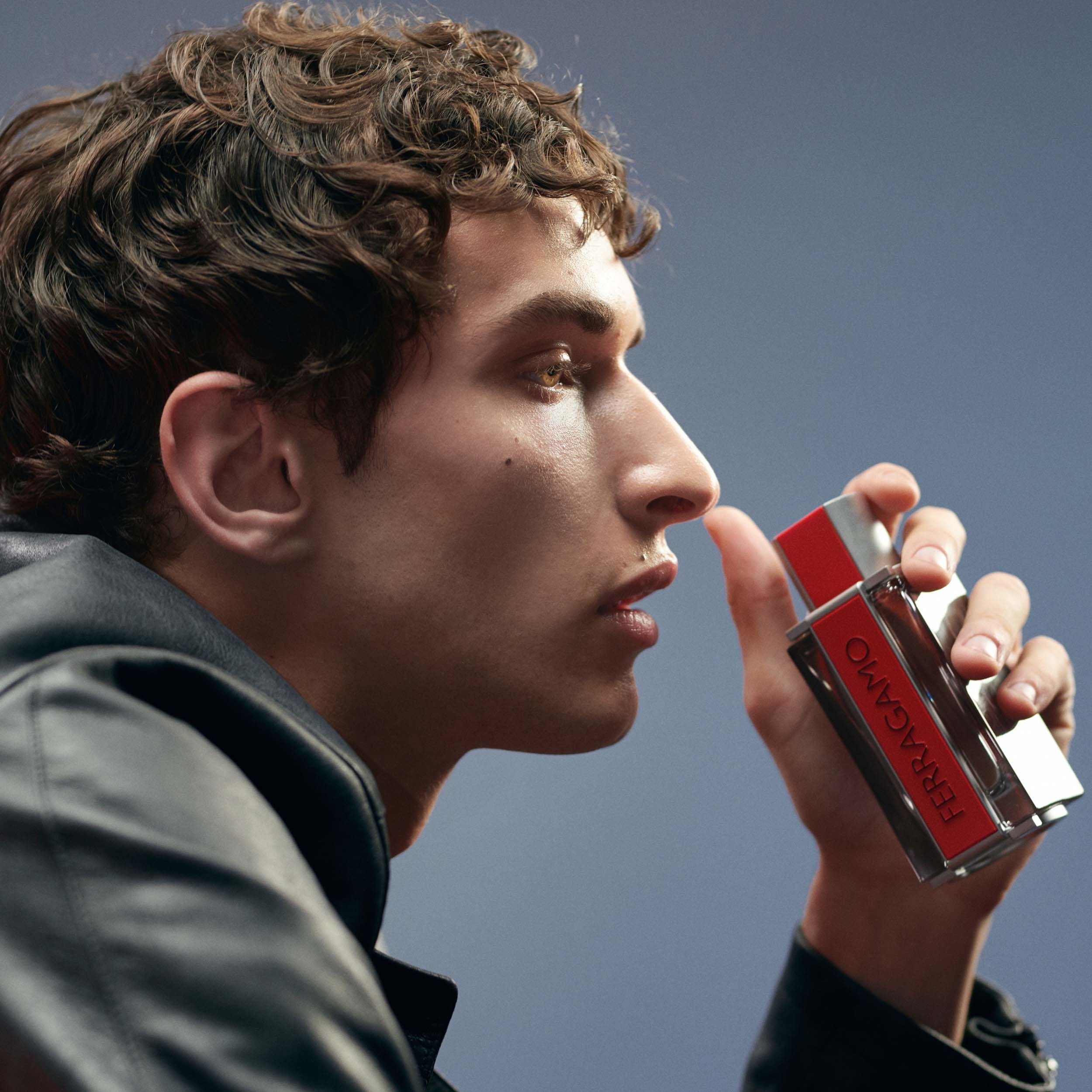Ferragamo Red Leather Eau de Parfum 100 ml (obrázok 6)