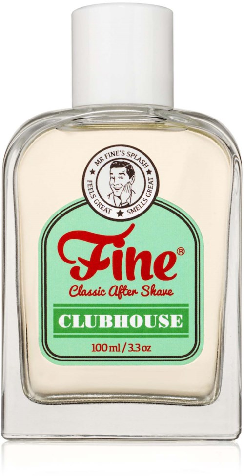 Läpinäkyvä parranajoliina-pullo, jossa valkoinen korkki ja etiketti "Fine Classic After Shave CLUBHOUSE" vihreällä ja punaisella.