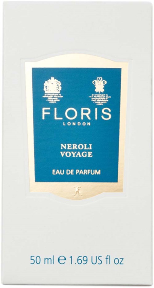 Białe pudełko z niebieską etykietą, z symbolami Fleur de Lis, nazwą produktu 'Floris London Neroli Voyage Eau de Parfum' oraz informacją o objętości.