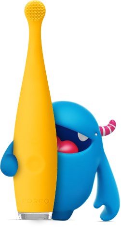 En blå tecknad monster håller en gul tandborste, ler med stängda ögon. Ljusstark och rolig design.