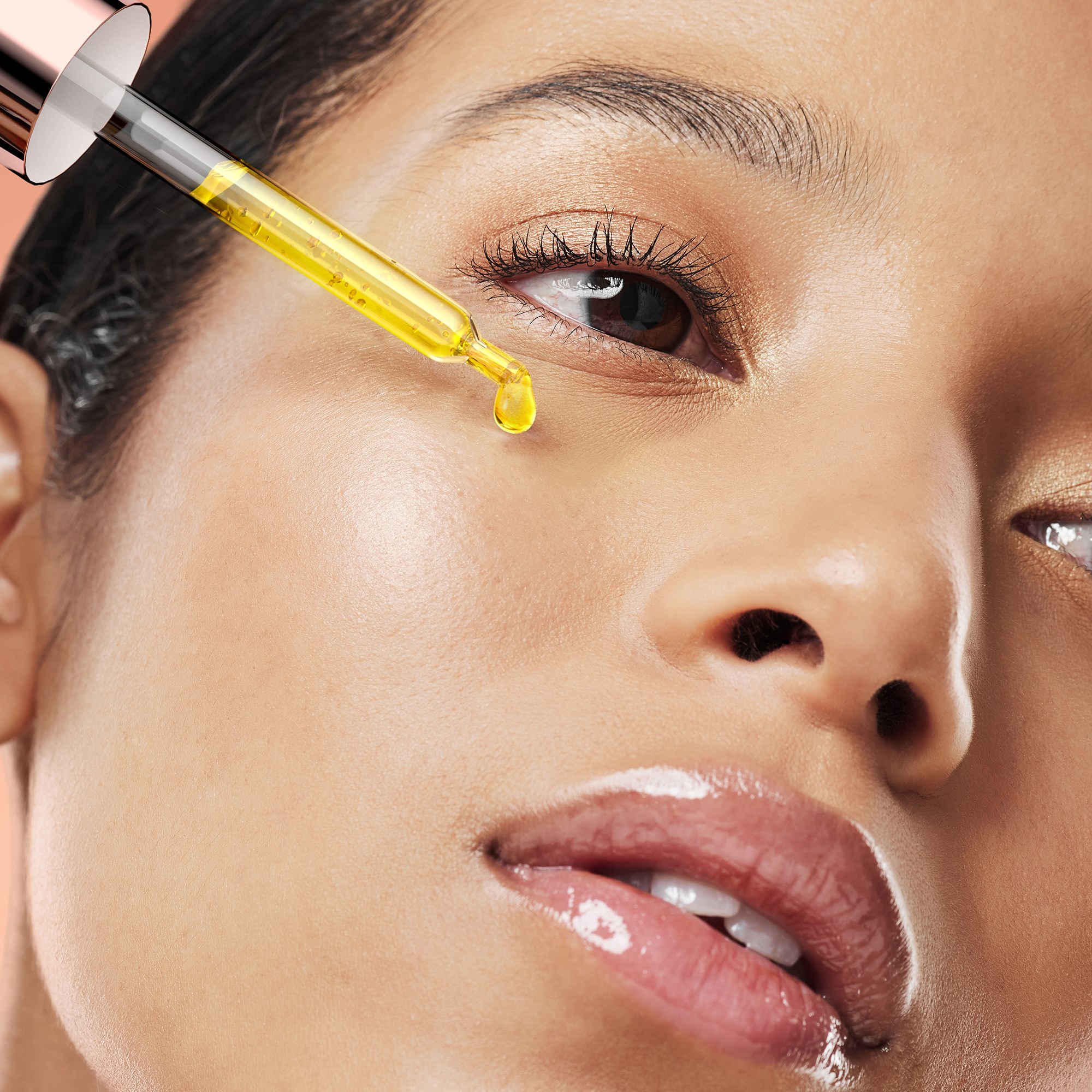 FOREO SUPERCHARGED™ Overnight Skin Repair Face Oil 30 ml (obrázok 5)