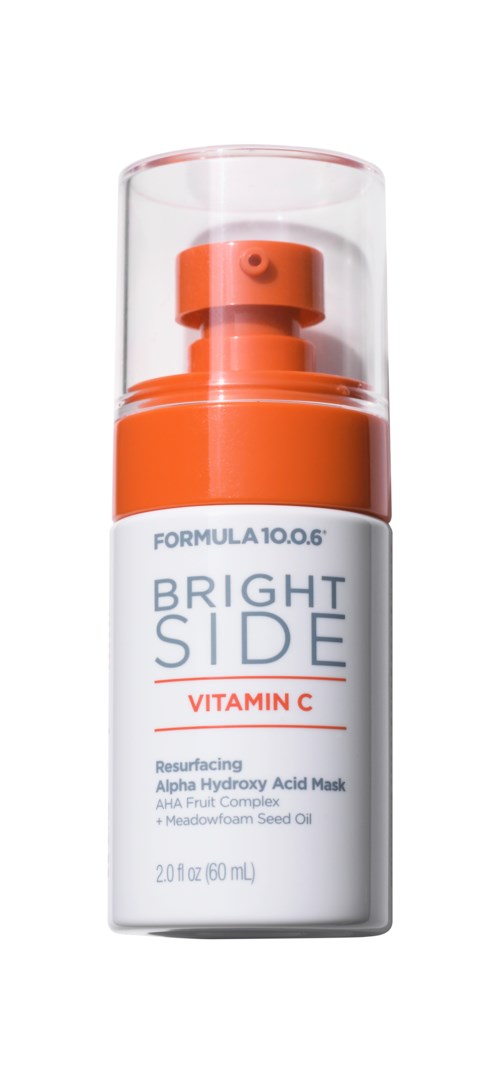 En hvid og orange flaske med Bright Side Vitamin C serum med pumpe, mærket som ansigtsmaske og hudplejeprodukt.
