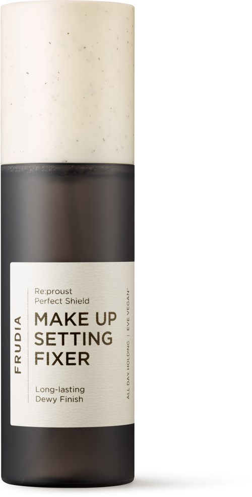 Eine schwarze Sprühflasche mit weißem Etikett; genannt Re:preust Perfect Shield Make Up Setting Fixer für lang anhaltendes Finish.