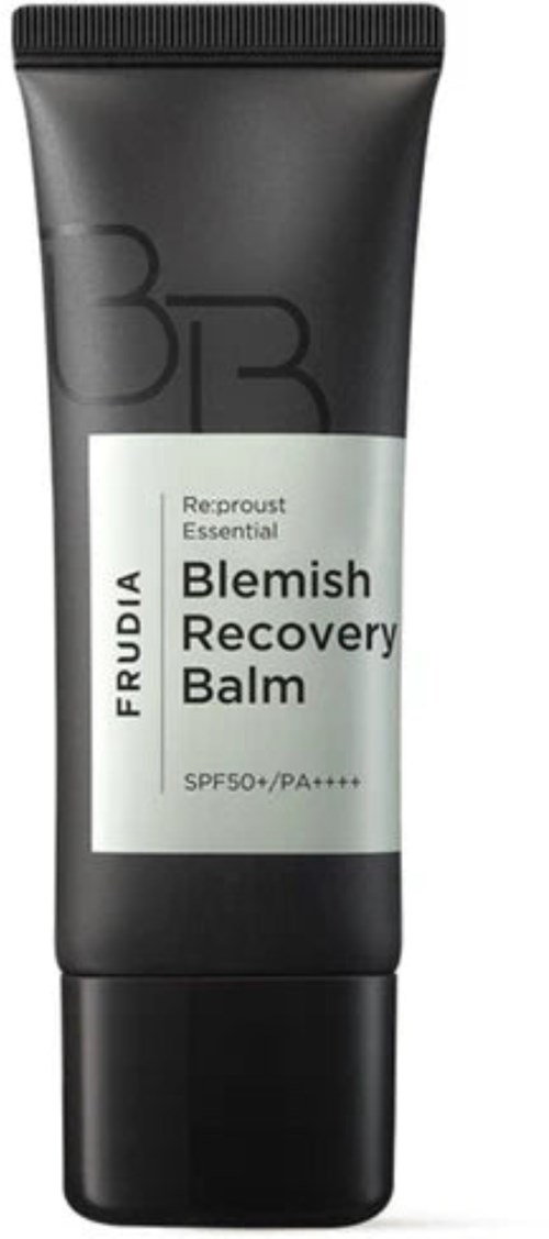 En svart og hvit tube med hudpleieprodukt kalt Blemish Recovery Balm, med SPF50 og PA++++, fra Frudia.