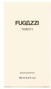 Pudełko perfum Fugazzi Thirsty, proste białe tło z czarnym tekstem, zawiera 100 ml zapachu.