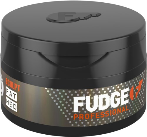 En rund svart beholder med lokk, merket Fudge Professional, brukes til hår styling eller hårvoks.