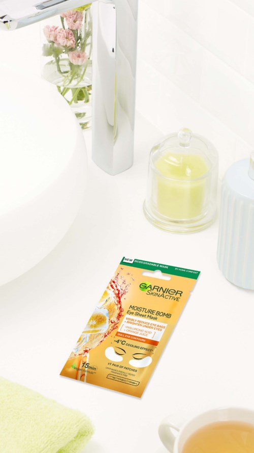 Garnier SkinActive Moisture Bomb Eye Tissue Mask