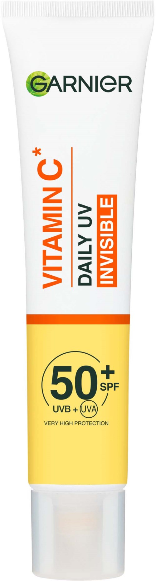 Eine Tube Garnier Vitamin C täglicher UV-Schutz mit SPF 50+, als unsichtbar und sehr hoher Schutz beschriftet.