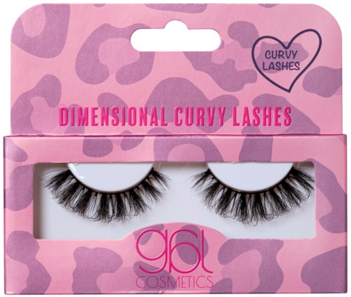 Lilla og rosa emballasje med mønster, inneholder falske øyevipper merket "Dimensional Curvy Lashes" av GML Cosmetics.